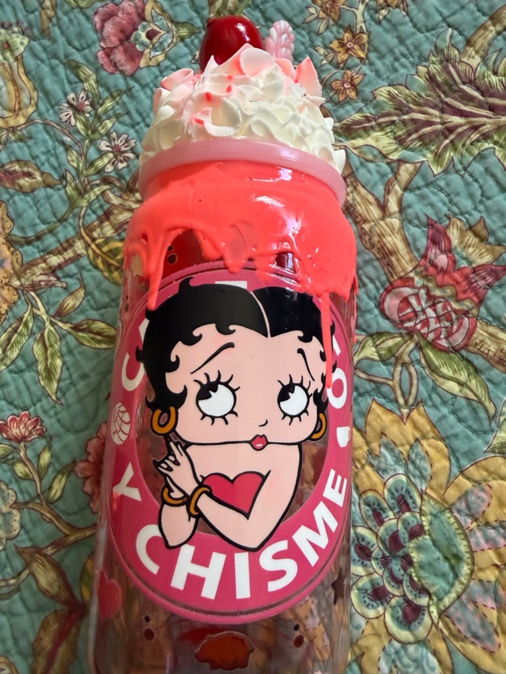 Betty Boop Chisme Starbucks upcycled tumbler with whipped cream lid handmade - Picture 3 of 8
